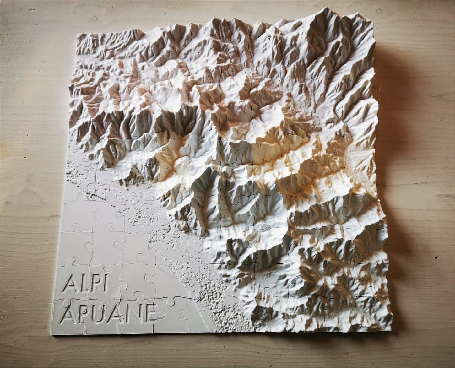 Inclusione dispersione puzzle montagne 3d alpi apuane alps italy